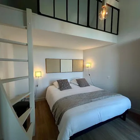 At 13 Beneze! House For 6 People, Terrace, Wi-fi Vakantiehuis