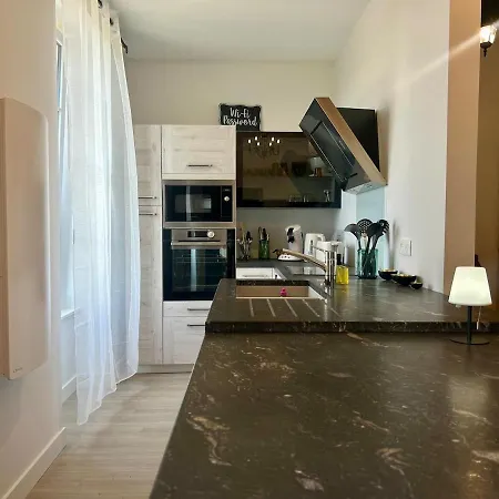 度假居 At 13 Beneze! House For 6 People, Terrace, Wi-fi 帕塞内